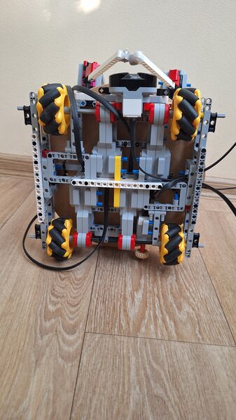 Súbor:Hasič podvozok.jpg