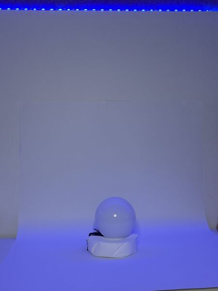 Súbor:Spomienková guľa.jpg