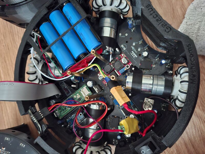 Súbor:Mushrooms BottomPCB Top.jpg